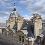 Design Sorbonne Hotel